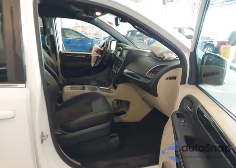 2019 Dodge Grand Caravan Sxt z USA, uszkodzony, nr VIN 2C4RDGCG3KR546247